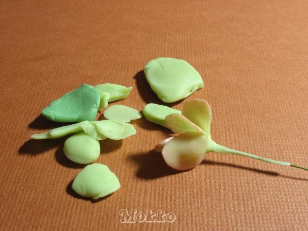 Лепим цветок гортензии из полимерной глины: часть 3