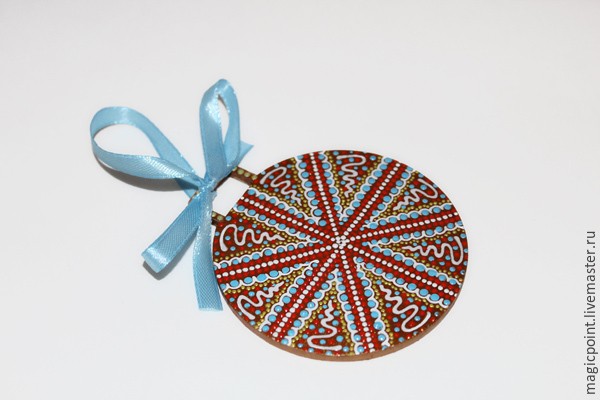 Мастер-класс по точечной росписи новогодних подвесок: часть 2 Мастер-класс по точечной росписи новогодних подвесок: часть 2