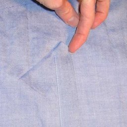 Очень простая шлица на рукаве