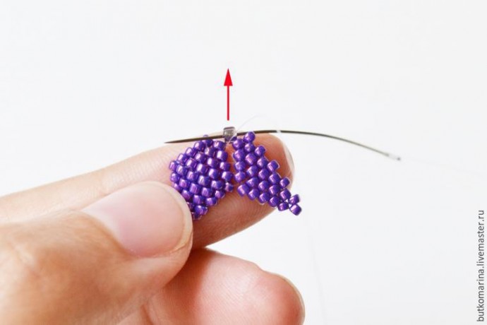 Плетем серьги из бисера "Полуночные цветы": часть 2