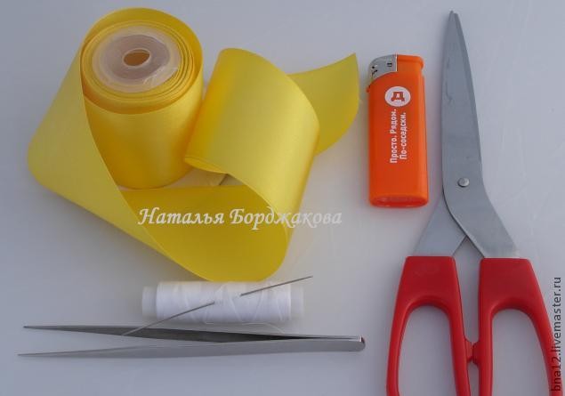 Учимся делать узкий лепесток в технике канзаши: часть 1