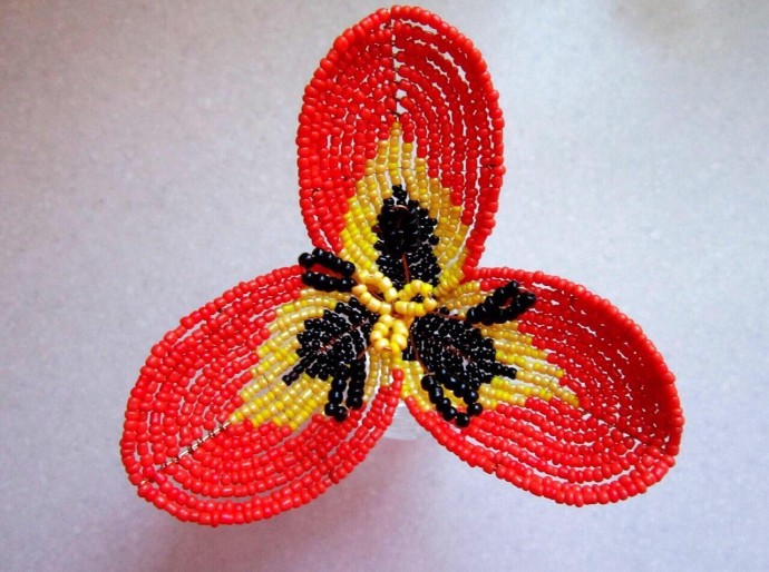 ​Тюльпаны из бисера