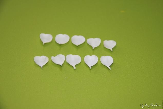 Веточка цветущей вишни из холодного фарфора: часть 2