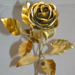 Цветы из жестяных банок