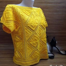 Короткий топ крючком