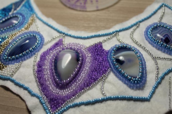 ​Вышиваем шикарное колье "Зазеркалье": часть 3