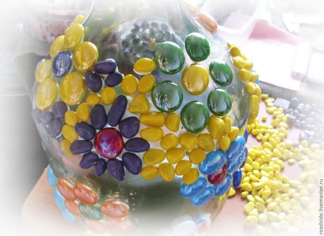 ​Мозаичное дерево: декорируем бутыль