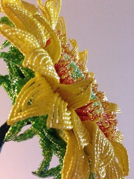 Подсолнух из бисера Подсолнух из бисера