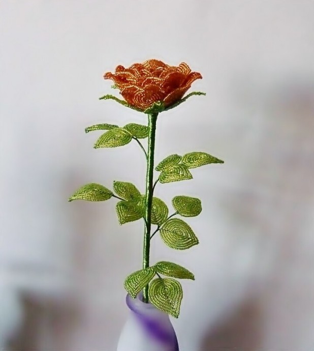 Роза из бисера: мастер-класс​