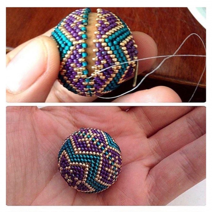 Новогодний шар из бисера Новогодний шар из бисера