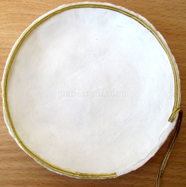 Тарелка с веточкой рябины из опилок: часть 2 Тарелка с веточкой рябины из опилок: часть 2