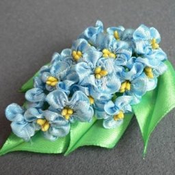 Нежный букет из лент