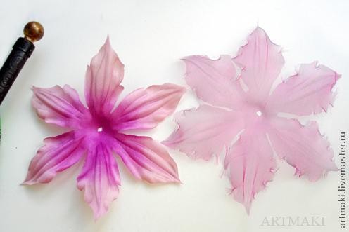 Создаем из ткани клематис