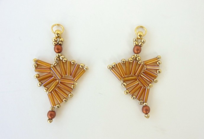 Колье и серьги из бисера и стекляруса Колье и серьги из бисера и стекляруса