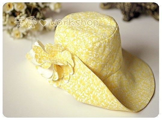 Шляпа-панама с цветком Шляпа-панама с цветком