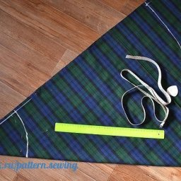 ​Выкраивание юбки-полусолнце прямо на ткани