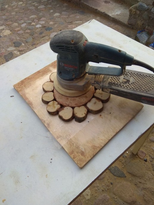 ​Делаем оригинальные деревянные часы из спилов: часть 3