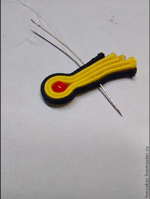 Сутажная брошь по мотивам русских узоров и орнаментов: часть 3