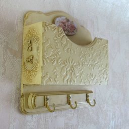 Создаем состаренную ключницу: стилизация под слоновую кость