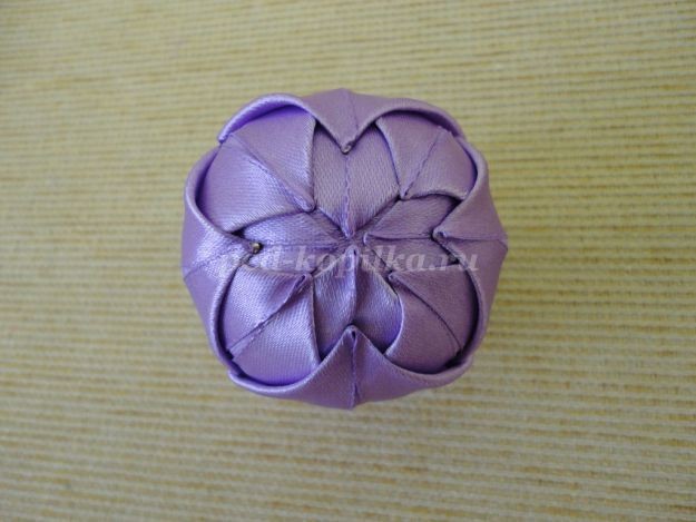 Фантазийный цветок из атласных лент: часть 2 Фантазийный цветок из атласных лент: часть 2