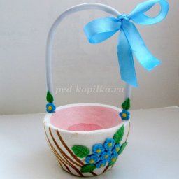 Корзинка с незабудками в технике лепки из опилок: часть 1