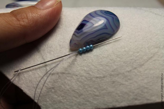 ​Вышиваем шикарное колье "Зазеркалье": часть 2