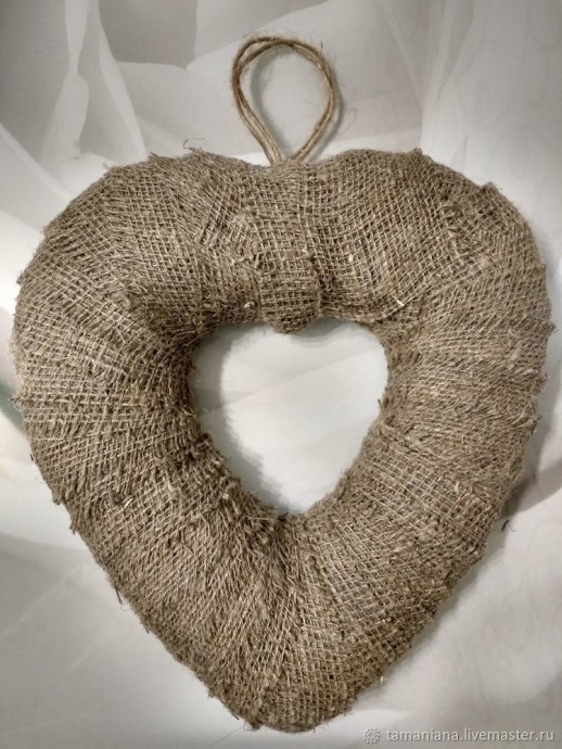 Мастер-класс по созданию интерьерного венка из природных материалов и фоамирана