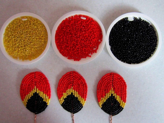 ​Тюльпаны из бисера