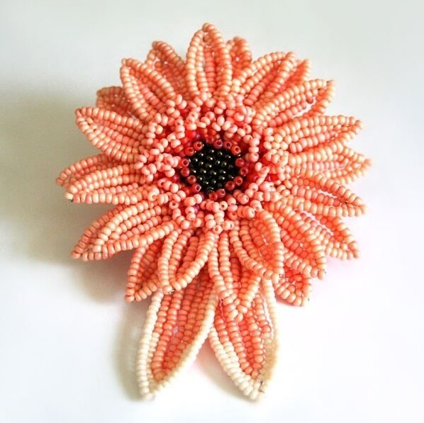 Герберы из бисера