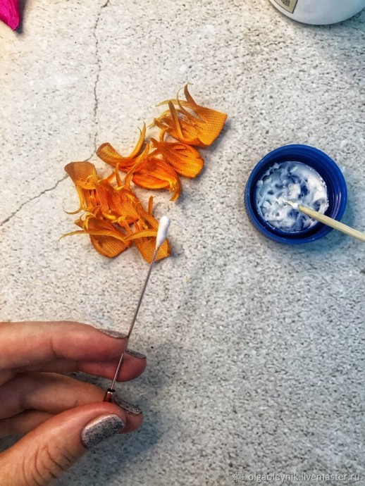 ​Как сделать брошку-пин "Лотос": часть 2