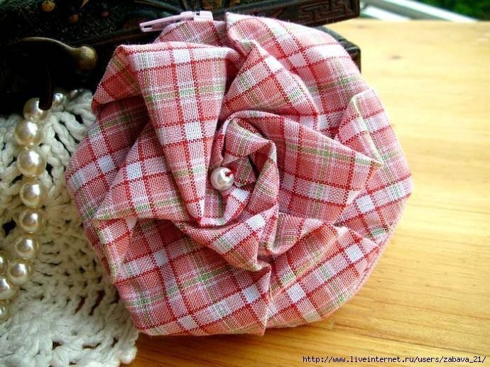 Мастер-класс по текстильным розочкам