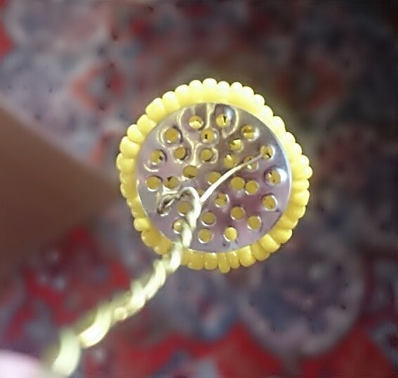 ​Ромашка из бисера