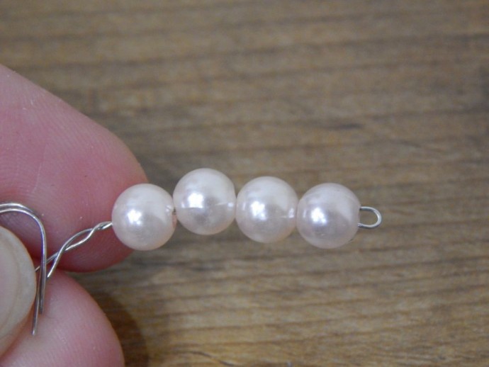 ​Создание броши "Клевер" из бисера: мастер-класс, часть 3