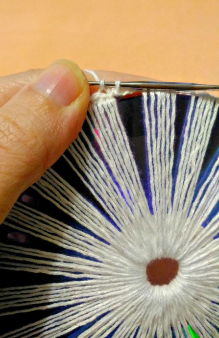 Создаем панно из CD дисков: часть 2