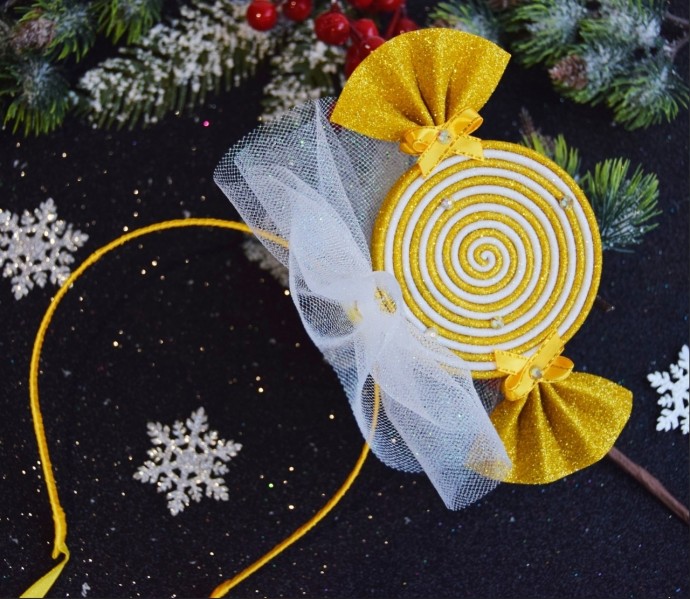 Новогодние ободки в стиле канзаши и не только Новогодние ободки в стиле канзаши и не только