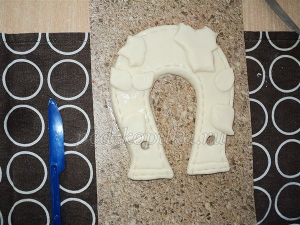 ​Подкова из соленого теста своими руками: часть 1