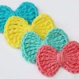 Вяжем бантик крючком