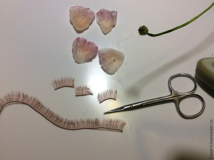 Как сделать тычинки из ресничек для кукол