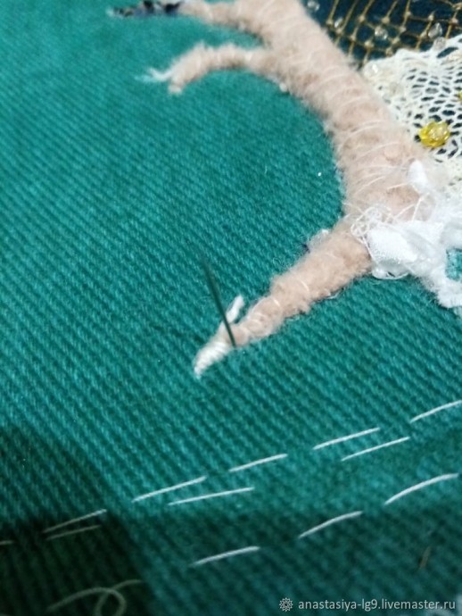 Объемная тамбурная вышивка в смешанной технике