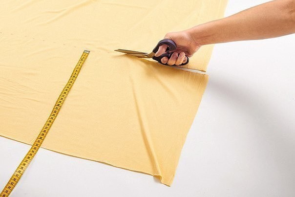 ​Украшение пуловера оборкой