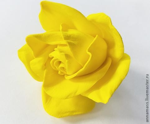 Цветы из фоамирана на ободке