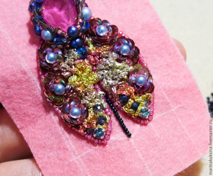 Создаем брошь жучка "Цветочник": часть 5