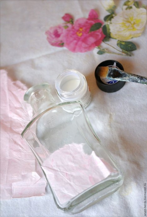 ​Декупаж с рисовой бумагой на стекле в стиле шебби-шик