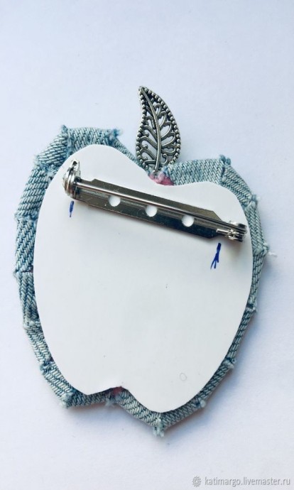 ​Создаем брошь "Яблочко" из джинсы: часть 1