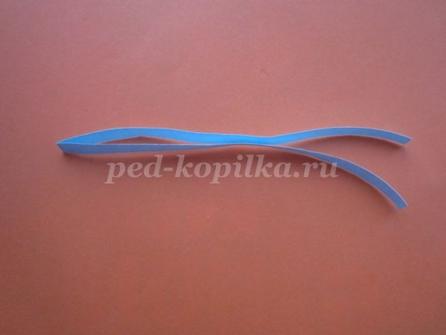 ​Новогодняя открытка в технике квиллинга: часть 3