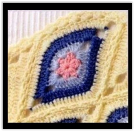 Плед из мотивов-ромбов