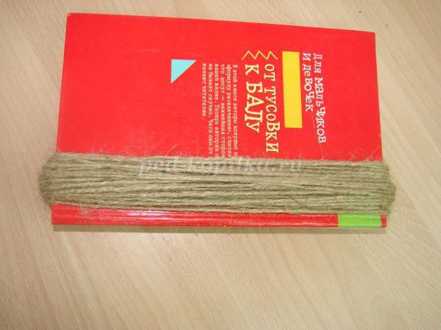 Сувенирная кукла из шпагата: часть 1 Сувенирная кукла из шпагата: часть 1