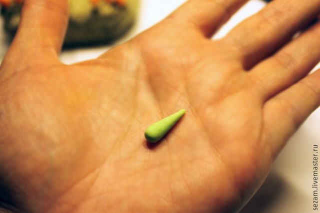 ​Лепим ветку облепихи: часть 2