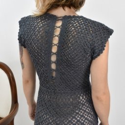 Вязаное крючком платье