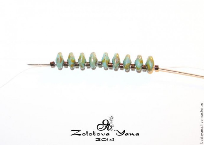 Вышитая бисером и кристаллами брошь "Совушка-сова": мастер-класс, часть 2